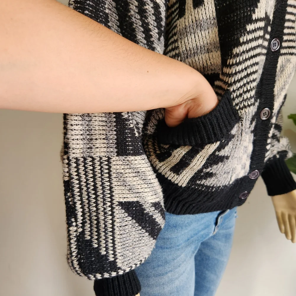 Mohair Wool Fanci Vintage Cardigan Trival Print Size M oversized Black Color - Picture 8 of 14